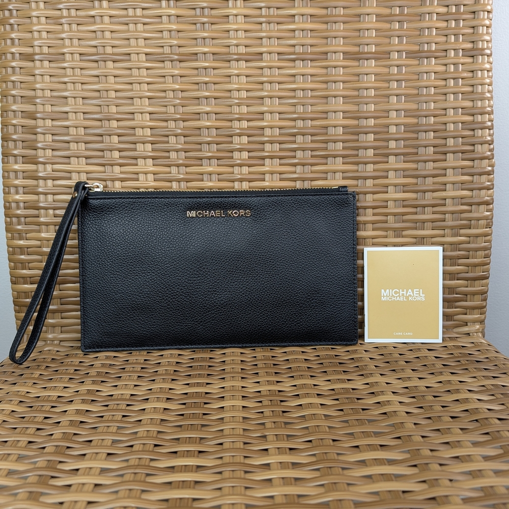 Michael Kors Jet Set Black Pebbled Leather Large Zip Wristlet Clutch Bag NWOT